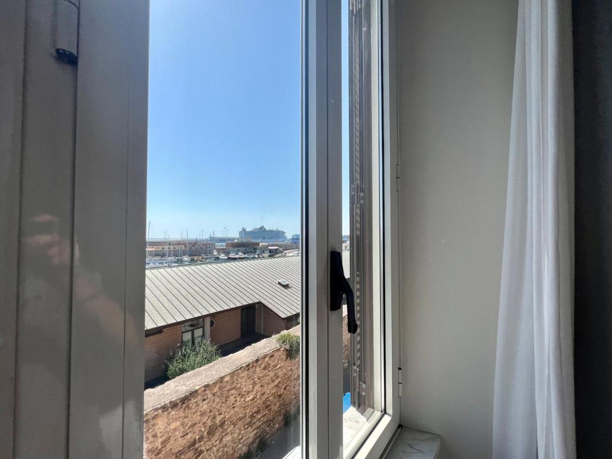 Be Your Home - Guest House Fuori Dal Porto ชิวิตาเวกเกีย ภายนอก รูปภาพ
